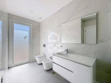 Moradia T4 para Venda em Tornada e Salir do Porto