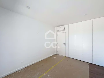 Moradia T4 para Venda em Tornada e Salir do Porto