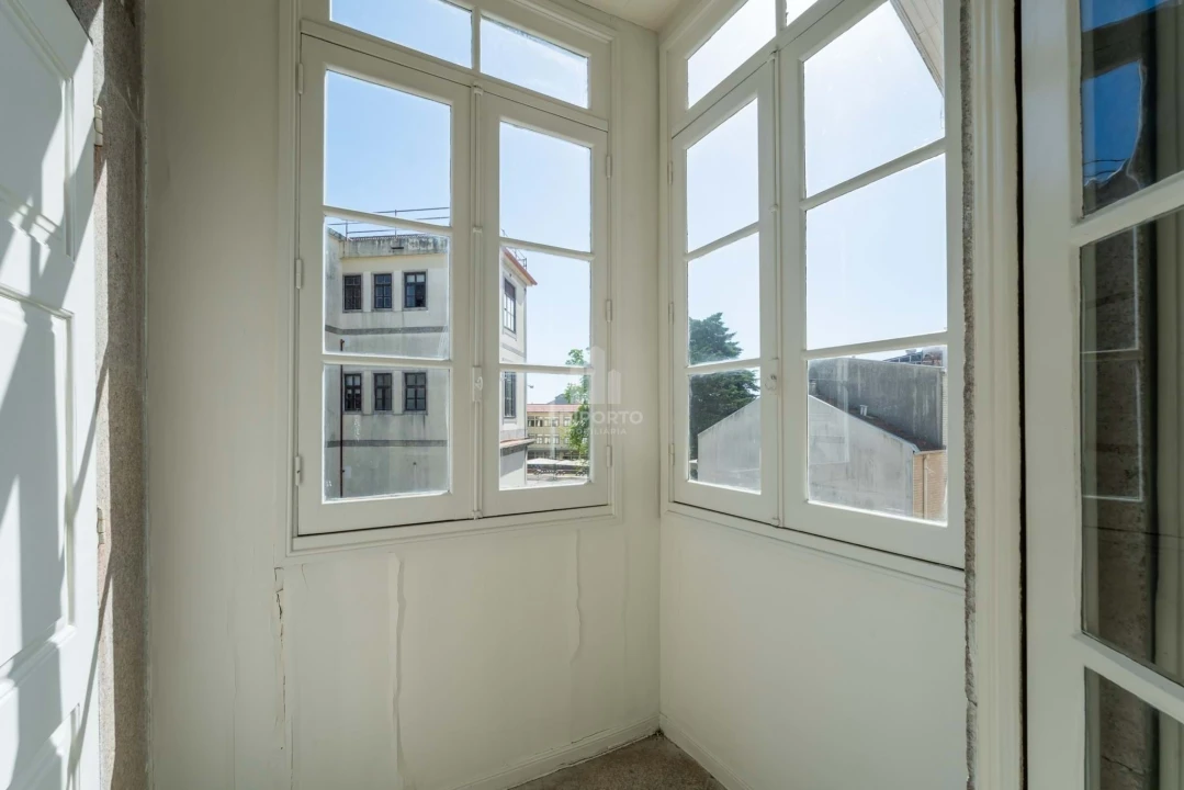 Prédio para Arrendamento em Bonfim Foto 37