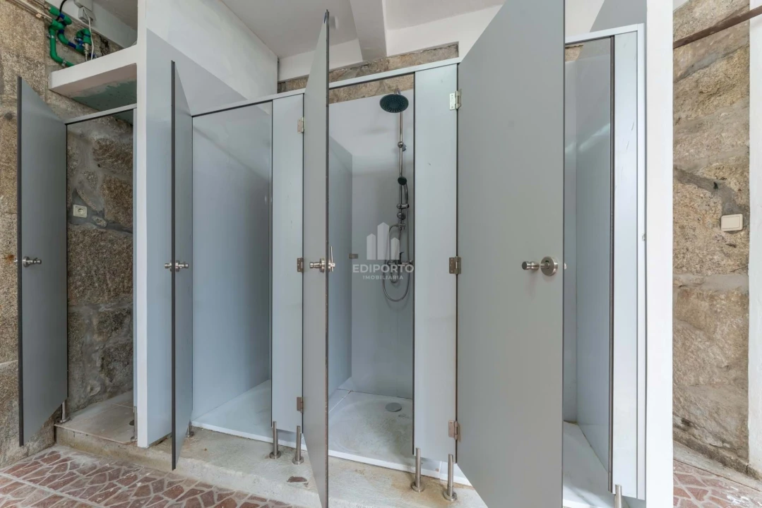 Prédio para Arrendamento em Bonfim Foto 16