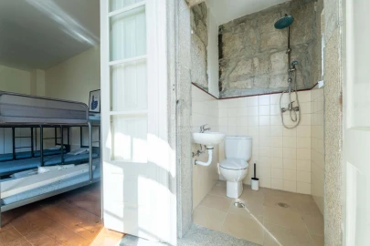 Prédio para Arrendamento em Bonfim