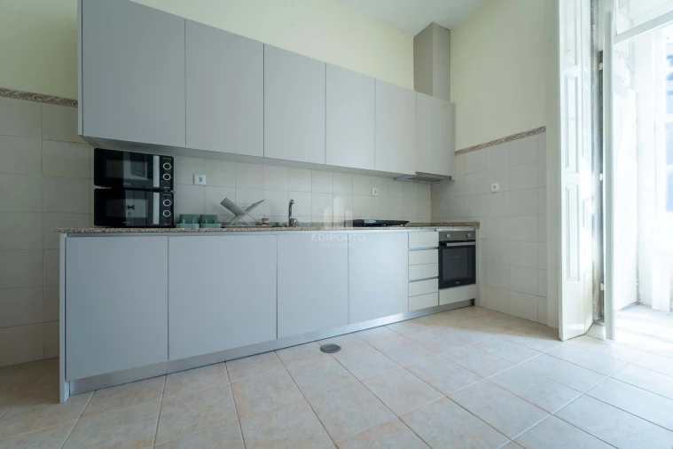 Prédio para Arrendamento em Bonfim Foto 29