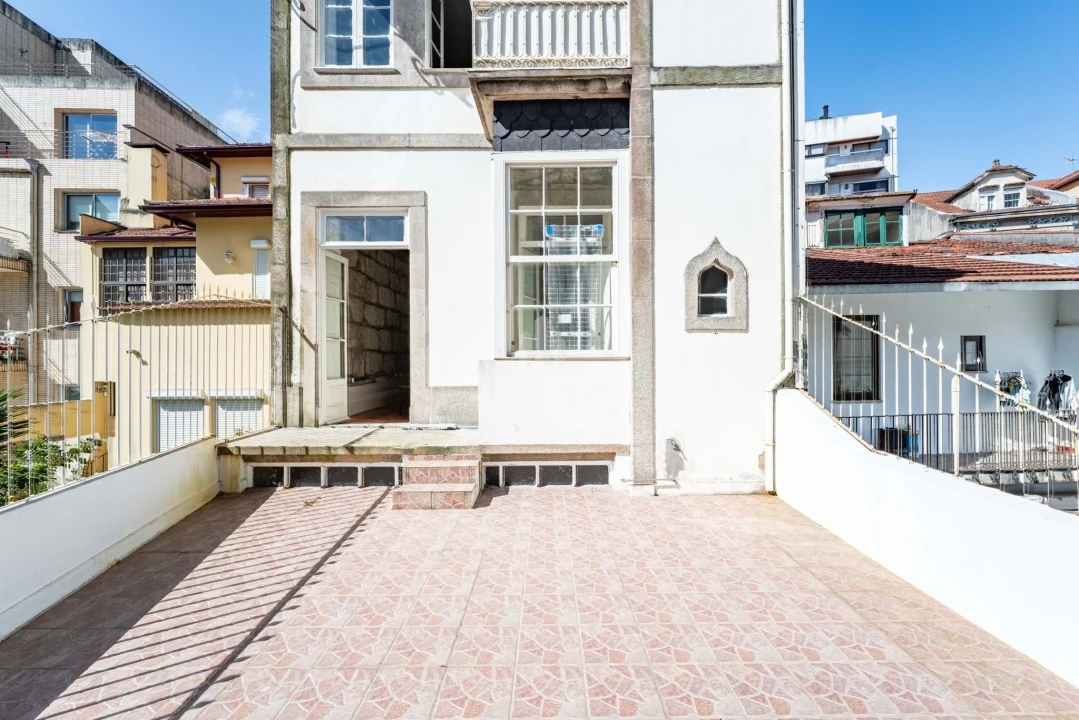 Prédio para Arrendamento em Bonfim Foto 28