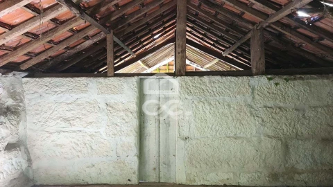 Moradia T2 para Venda em Abragão