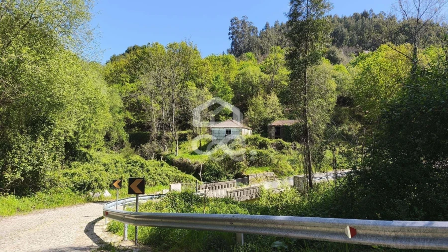 Moradia T2 para Venda em Abragão Foto 2