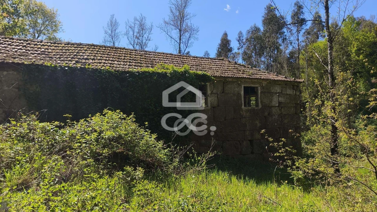 Moradia T2 para Venda em Abragão Foto 8