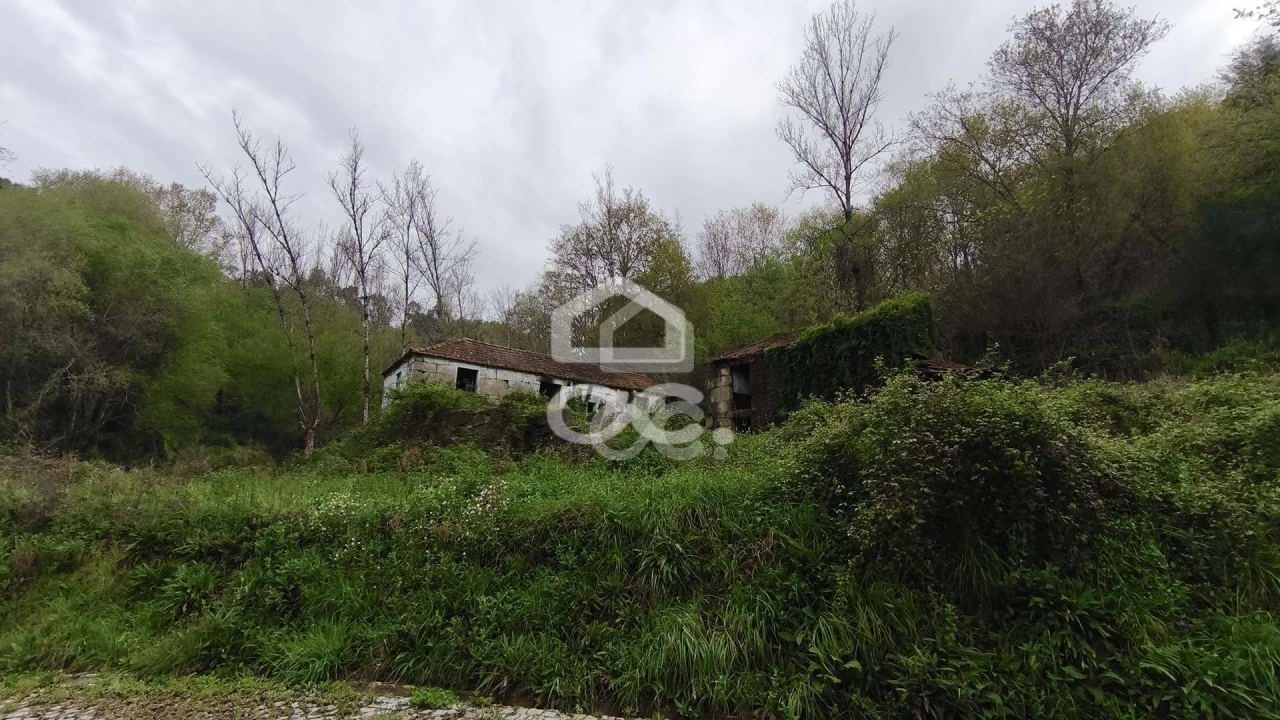 Moradia T2 para Venda em Abragão Foto 17