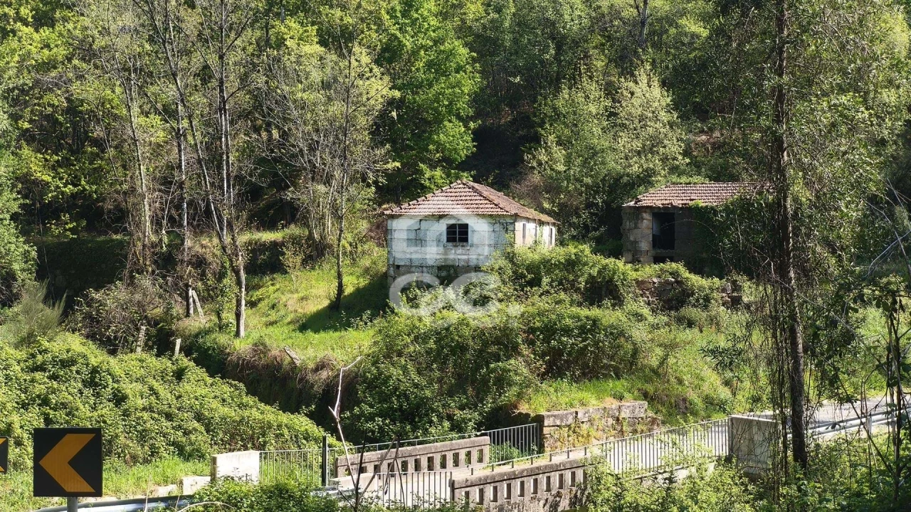 Moradia T2 para Venda em Abragão Foto 1