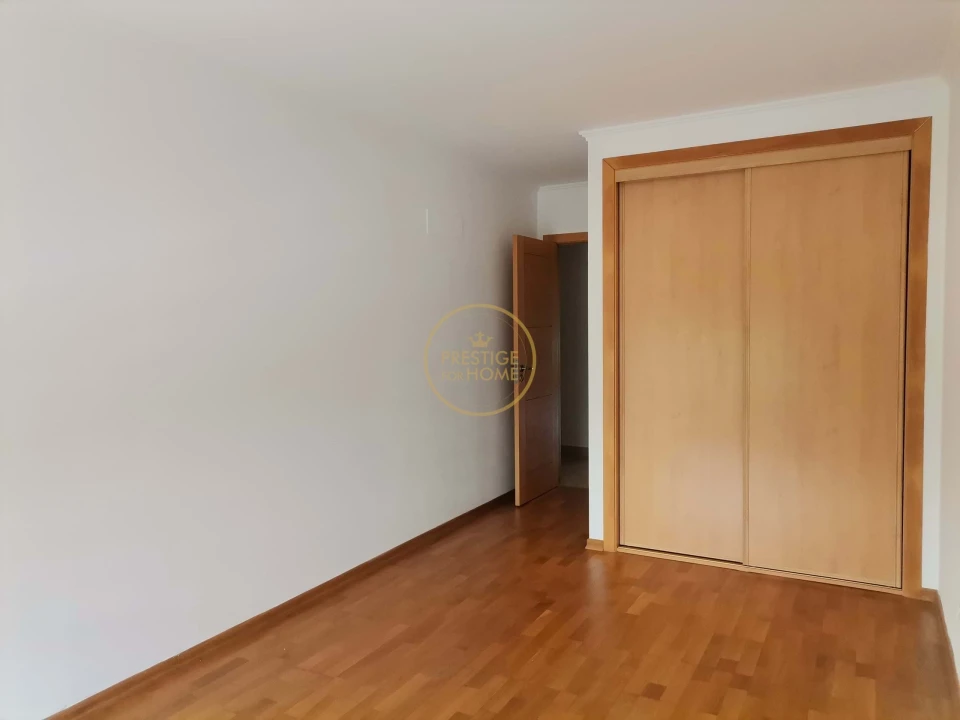 Apartamento T2 para Venda em Loule (São Clemente) Foto 16