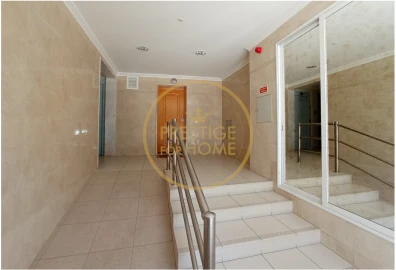 Apartamento T2 para Venda em Loule (São Clemente)