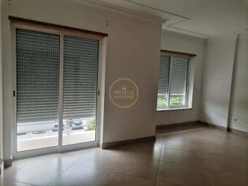 Apartamento T2 para Venda em Loule (São Clemente)