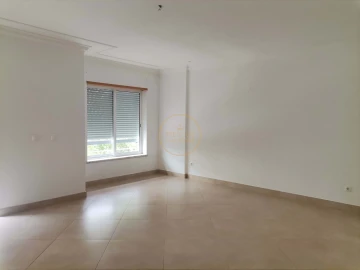 Apartamento T2 para Venda em Loule (São Clemente)