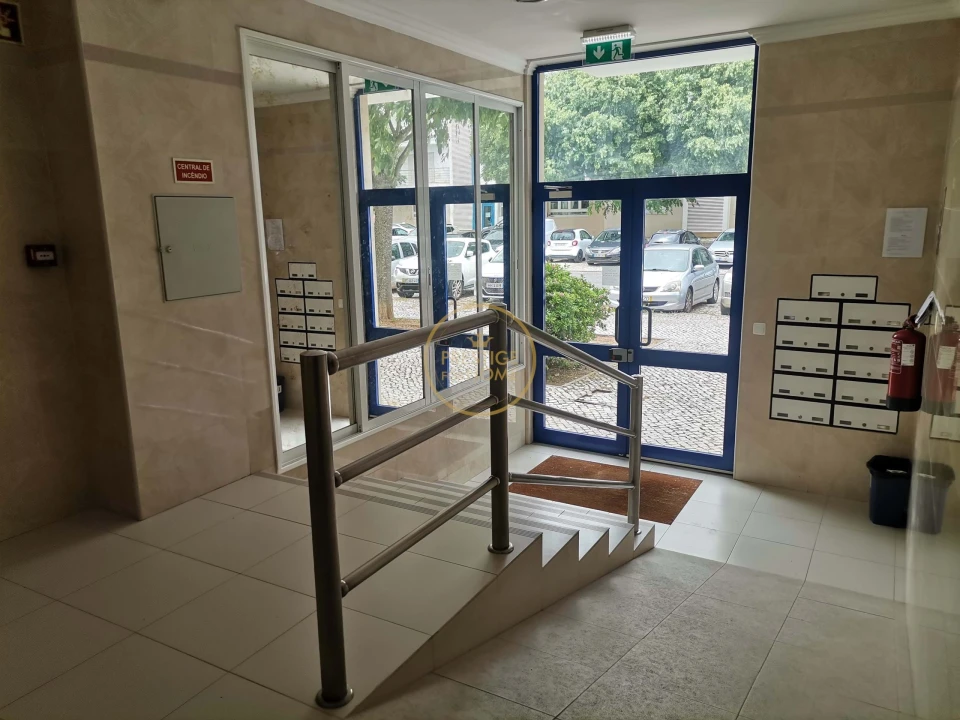 Apartamento T2 para Venda em Loule (São Clemente) Foto 7