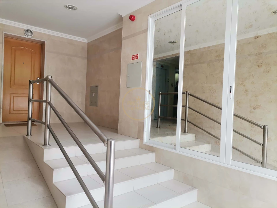 Apartamento T2 para Venda em Loule (São Clemente) Foto 35