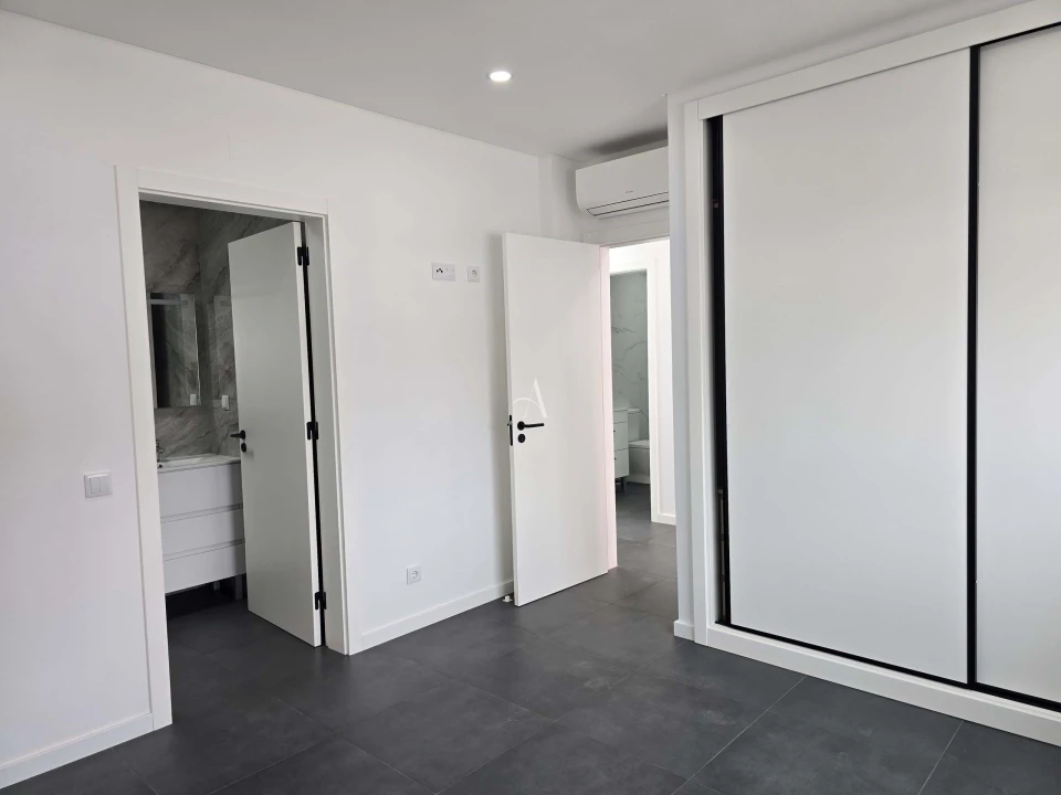 Moradia T2 para Venda em São Brás de Alportel Foto 8