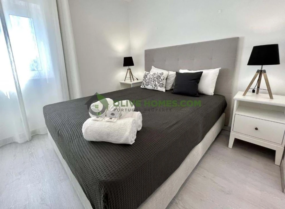 Apartamento T1 para Venda em Quarteira Foto 5