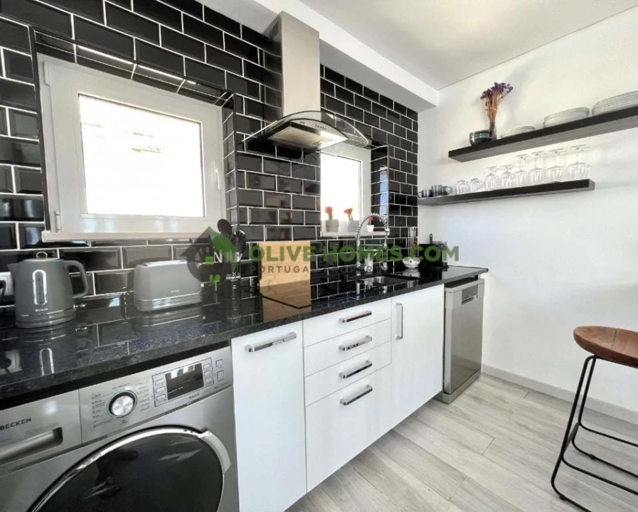 Apartamento T1 para Venda em Quarteira Foto 17