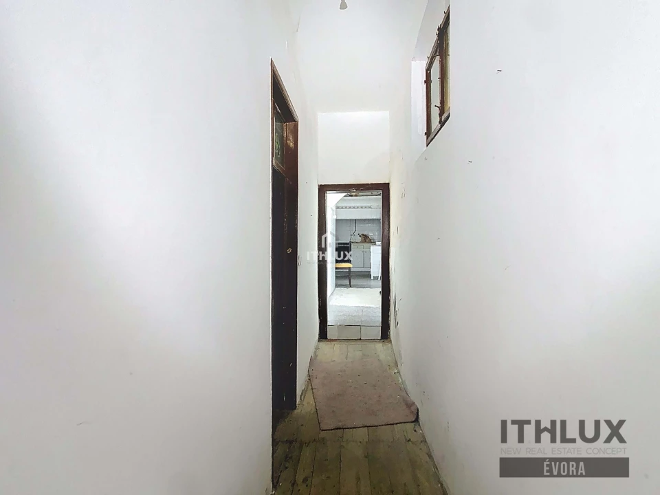 Prédio para Venda em Caia, São Pedro e Alcáçova Foto 16