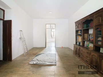 Prédio para Venda em Caia, São Pedro e Alcáçova