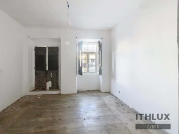 Prédio para Venda em Caia, São Pedro e Alcáçova