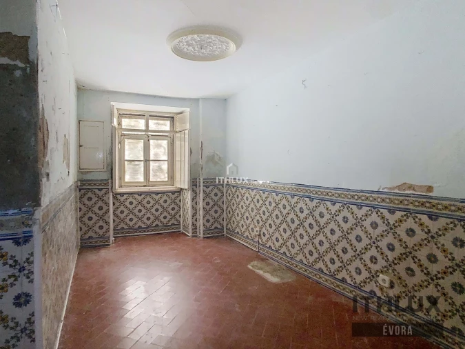 Prédio para Venda em Caia, São Pedro e Alcáçova Foto 10