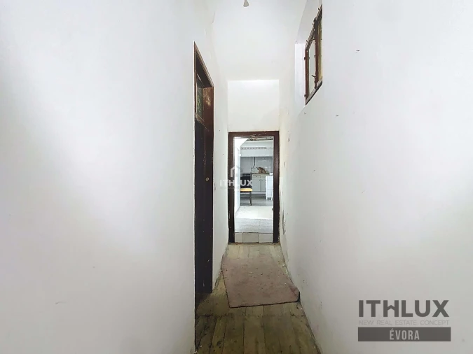 Prédio para Venda em Caia, São Pedro e Alcáçova Foto 16