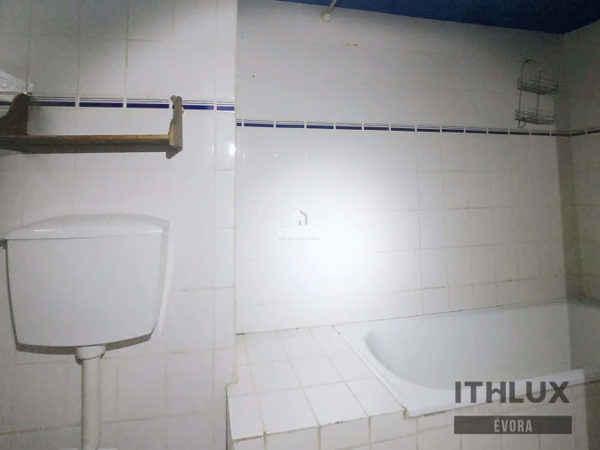 Prédio para Venda em Caia, São Pedro e Alcáçova Foto 19