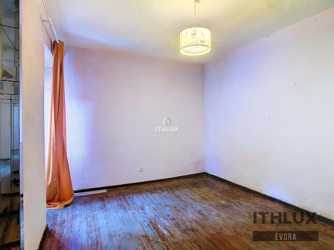 Prédio para Venda em Caia, São Pedro e Alcáçova Foto 26