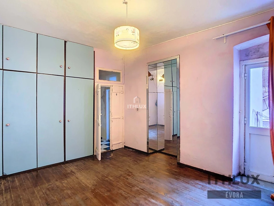 Prédio para Venda em Caia, São Pedro e Alcáçova Foto 27