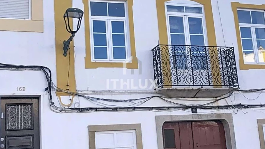 Prédio para Venda em Caia, São Pedro e Alcáçova