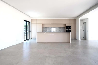 Moradia T3 para Venda em Santa Maria do Castelo e Santiago e Santa Susana