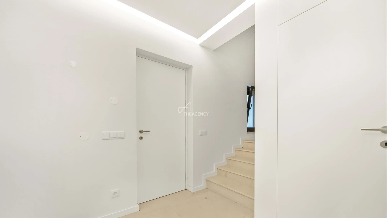 Moradia T3 para Venda em Santa Maria do Castelo e Santiago e Santa Susana Foto 16