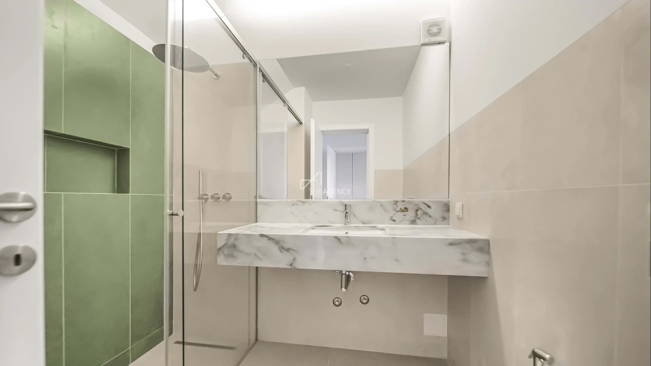 Moradia T3 para Venda em Santa Maria do Castelo e Santiago e Santa Susana Foto 12