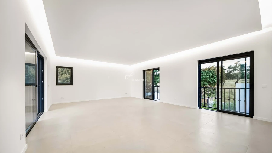 Moradia T3 para Venda em Santa Maria do Castelo e Santiago e Santa Susana Foto 3