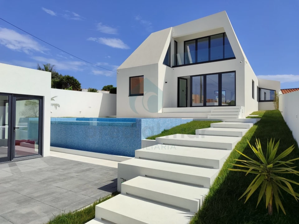 Moradia T3 para Venda em Gulpilhares e Valadares Foto 2