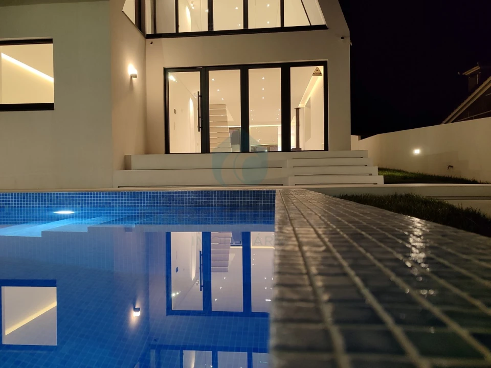 Moradia T3 para Venda em Gulpilhares e Valadares Foto 17