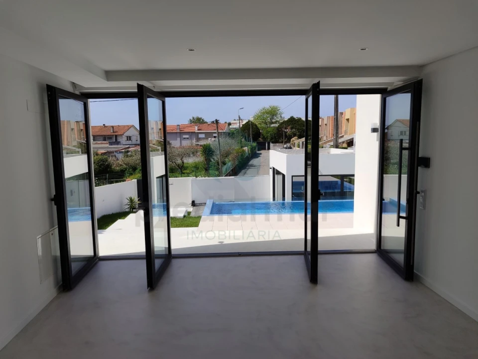 Moradia T3 para Venda em Gulpilhares e Valadares Foto 45