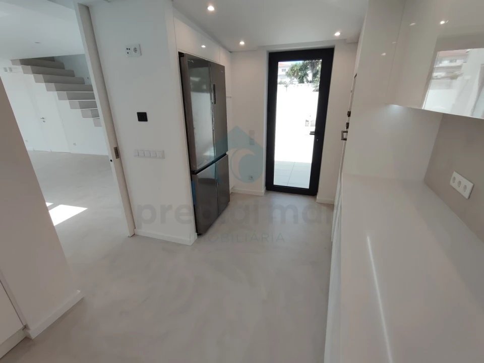 Moradia T3 para Venda em Gulpilhares e Valadares Foto 52