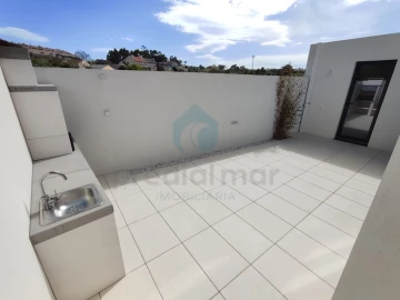 Moradia T3 para Venda em Gulpilhares e Valadares