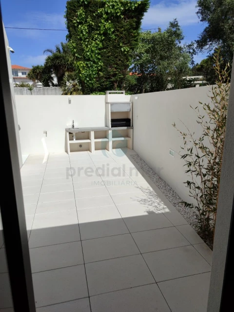 Moradia T3 para Venda em Gulpilhares e Valadares