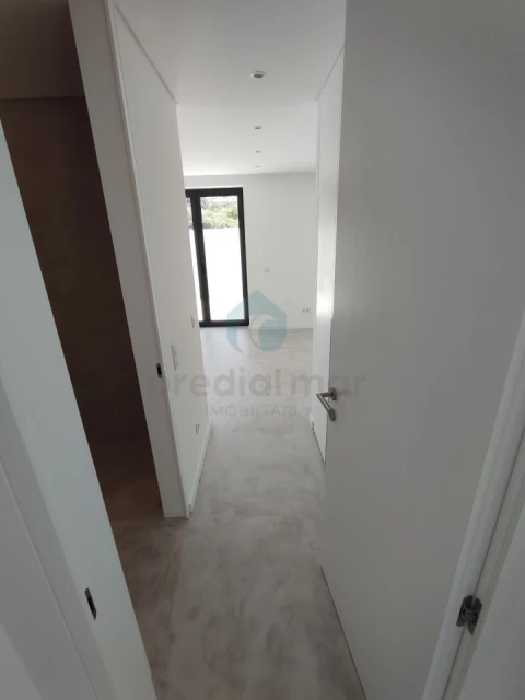 Moradia T3 para Venda em Gulpilhares e Valadares