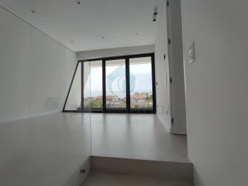 Moradia T3 para Venda em Gulpilhares e Valadares