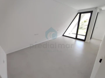 Moradia T3 para Venda em Gulpilhares e Valadares