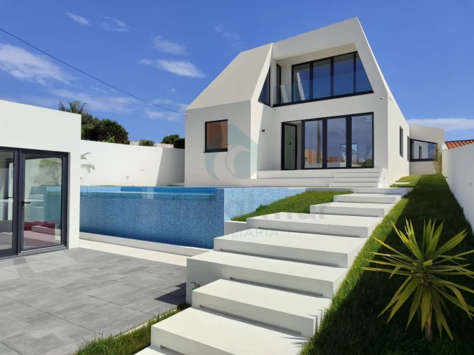 Moradia T3 para Venda em Gulpilhares e Valadares Foto 2