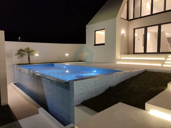 Moradia T3 para Venda em Gulpilhares e Valadares Foto 11