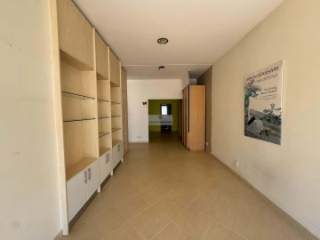 Negócio para Venda em Lagos (São Sebastião e Santa Maria)