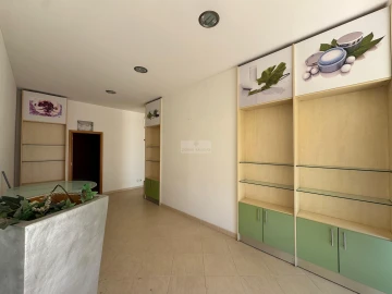 Negócio para Venda em Lagos (São Sebastião e Santa Maria)