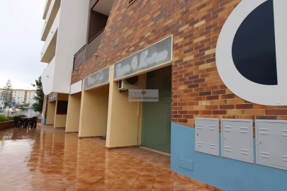 Negócio para Venda em Lagos (São Sebastião e Santa Maria)