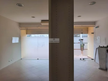 Negócio para Venda em Lagos (São Sebastião e Santa Maria)