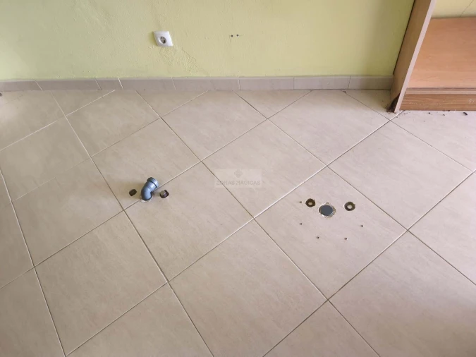 Negócio para Venda em Lagos (São Sebastião e Santa Maria) Foto 13